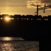 神崎川に架かる鉄橋へ