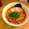 【今週のラーメン１０６２】 らぁめん 丸 （東京・田町） 辛みそらぁめん