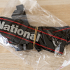 明るいNational　「National」銘のストラップです