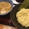 久臨 ダイバーシティ東京プラザ店｜つけ麺！安定の魚介の甘みが広がる