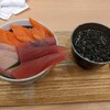 【はこだて】函館の朝　函館朝市で新鮮な魚が待っています！超おすすめな海鮮丼