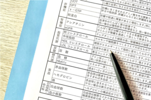 健康診断の結果の見方完全ガイド｜数値の解釈と異常項目の対応法