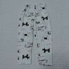 睡眠を形から考えるパジャマ　ボトムス。