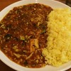 野菜たっぷり個性派！平日昼のみ食べられる美味カレー…「印度カリー きんもち」@初台＆西新宿