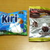 チロルチョコ〈クリームチーズチョコ>／ブラックサンダーひとくちサイズ 鬼カタ