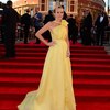 Amanda Holden éblouit dans robe de bal dos nu au 2017 Olivier Awards