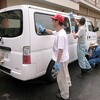 洗車日和　屋上のブルーベリー　今日は給料日　新緑のモミジ