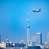 東京スカイツリーとの絡みで飛行機✈️を撮影する。