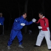 利手で防御・攻撃