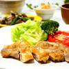 ♪鶏の照り焼き ゆでキャベツ添え＆しめじとこんにゃく煮♪