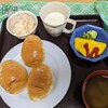 1/12(日)　36.5℃だった！　寝る前には、熱っぽかった。風邪を引いたかな？と思っていたが！　よく休んで無事に生還したようだ！　医者は嫌いだ！インフルだコロナだと悪人を見るように、騒ぎ立てる！　更に熱が続けば、世間から　隔離される！ところだった。　昼過ぎ　すつきりしている。　不安だったけど、インフルや、コロナでなくて　好い風邪を引いたようだ！　今日ももう、いっぱい歩いている！大丈夫だ！