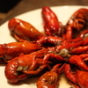 中国で大ブームのザリガニ料理、麻辣小龍蝦（マーラー・シャオロンシア）はハマる味だった