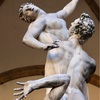 ジャンボローニャ《サビニの女たちの略奪  The Rape of the Sabine Women》｜彫刻画像（シニョリーア広場）