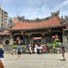 ベタに台湾へ旅します〜龍山寺・西門町〜