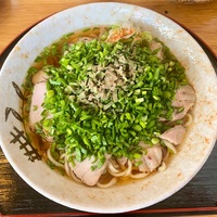 【新店】立ち食いそば あさだけ（錦糸町）肉ニラそば〔中華麺変更〕＋パセリ天＋イカワタパテ