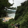 日帰りの限界に挑戦した伊豆日帰り旅行を観光した。九十浜海水浴場の美しさ、観音温泉の癒やし、時間がなくて下田駅前の居酒屋ででばんごはん食べた話。