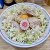 【今週のラーメン５０１６】らーめん 高尾（東京・荻窪）チャーシューメン油そば ＋ ねぎ ＋ 生卵 ＋ ワンタン皿 ＋ サッポロラガービール 赤星中瓶２本　〜素朴さと我儘放題が突き抜ける！自分なりのアレンジを見つける楽しき一杯！