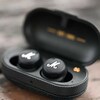 (True Wireless Earbuds Review) Marshall Mode II: Excellent appearance. Attractive analog-like sound, represented by colorful distorted electric guitars.