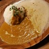 白いカレーと黄色いカレー