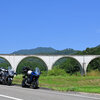 朝ツーリング　古墳と橋