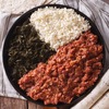 キトフォ（アフリカの肉料理9）　ミンチにした生の牛肉を，ミティミタ（唐辛子ベースのスパイスパウダー）とニテル・キベ（ハーブとスパイスを浸した澄ましバター）でマリネしたエチオピアの人気の料理．生肉料理とされますが，「レブ・レブ」（温めたが煮ていない状態），ベタム・レブ・レブ（「非常に温めた」，つまり煮た状態）でも提供されます．さまざまなパンと一緒に提供され，インジェラ（酸味のある平たいパン）はキトフォを提供するすべてのレストランの定番です．