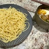家で魚介風つけ麺、あごだしを入れる