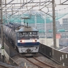 埼京線を走る貨物列車