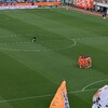 ゴールまえに放りこんだら決めちゃうヒーロー