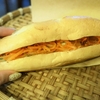 【Banh Mi 25】ハノイで最も人気のバインミー屋さんのバインミーでランチタイム