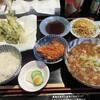 「おいしい台所12か月」の日替わりランチは、鳥青のり天ぷらなどが付いた、旨味噌もつ野菜汁定食！