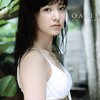 鈴木愛理写真集「OASIS」本日発売