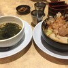 河童ラーメンを食べる