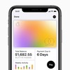 Apple Card。アメリカで2019年夏開始。Apple関連の支出は3%で即日還元、年会費なし。チタン製物理カードも