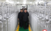 金正恩総書記が新たに操業した核物質生産工場を現地指導 
