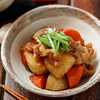 強烈なうま味に逆らう術なし。だし不要、いつものフライパンでできる「無水肉じゃが」【Yｕｕ】