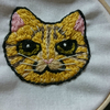 猫の刺繍ブローチ