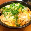 神戸三宮の地下街でかつ丼玉子2コを食す、いとウマシ。