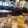 KAYA cafe 神戸もとまち店でマンゴーティラミスとソーダ