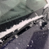 雪というか霰みたいだったようです。