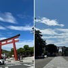 鎌倉宝戒寺の萩・白花曼珠沙華・柏槇　　鎌倉宝戒寺まで，途中，鶴岡八幡宮を通って，行って来ました．鎌倉でも有名な「花の寺」の一つ．拝観料の受付手前から，白萩と藪蘭が迎えてくれました．本堂前一面の萩に加え，白花曼珠沙華もこの時期の楽しみ．シンボルツリーと思える柏槇：建長寺や円覚寺の大木がよく知られていますが，樹形は宝戒寺のものが一番では？　　萩の庭を見下ろして立つ柏槇の波打つ葉叢大空を掴む