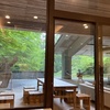 セゾン美術館のオープンカフェは夏でも涼しい