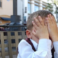 「英語を話すのが恥ずかしい」という人は一生ペラペラになれません。その理由と克服の仕方。