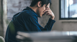 自分に自信がない人の特徴とは？公認心理師監修のもと、原因や克服法を解説