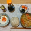 ごま豆乳鍋。レンチン目玉焼き。