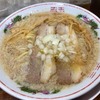 新潟発祥 なおじ 御茶ノ水店｜甘濃いニボシ醤油にハマる燕三条背脂醤油煮干しラーメン