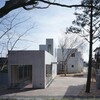 日本の建築家千葉学(chiba manabu architects)による長崎の集合住宅