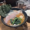 家系ラーメンにお酢と胡椒を入れると夏にぴったりのスープに変わる説！！相模大野家系ラーメンクックら！！