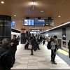 昼間の電車、早朝の電車