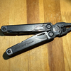 最強のレザーマン、Leatherman Surgeはアクセサリーで可能性が広がる。