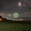 赤砂崎公園の丘に立ち、夜が更けて10分間の花火を観て帰りました